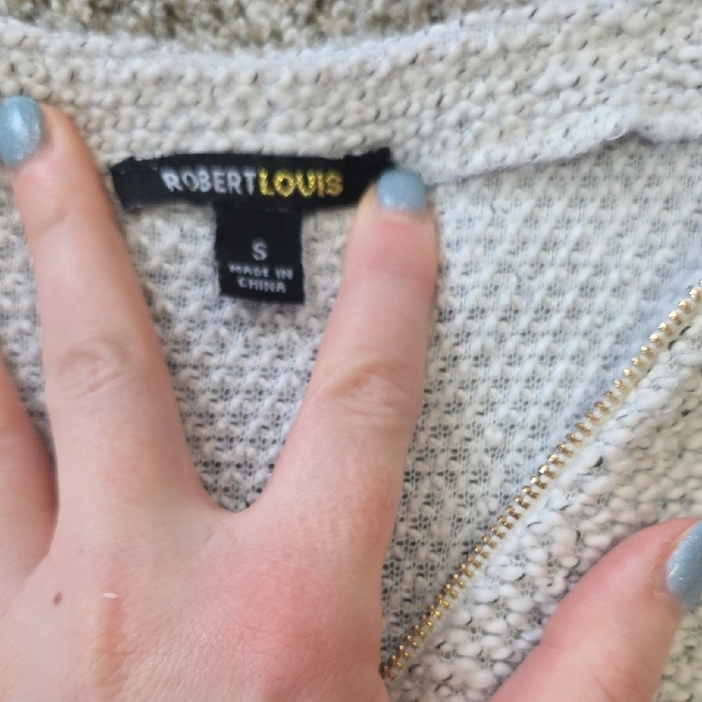 Light Gray Knit Sweater with Gold Zipper - Picture 2 of 11